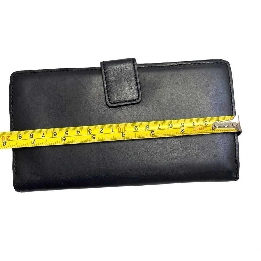 Michael Kors black leather clutch wallet